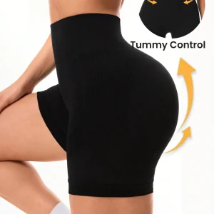 Seamless Solid Color Sports Shorts